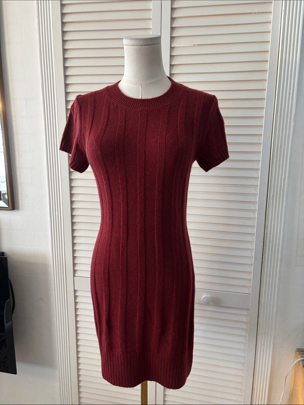 Reformation Ribbed Short-Sleeve Mini Dress in Burgundy - Picture 4 of 12